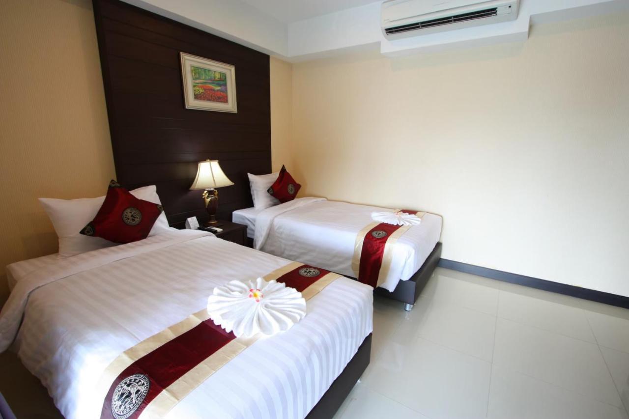 Valhalla Pattaya Hotel Csomtien-part Kültér fotó