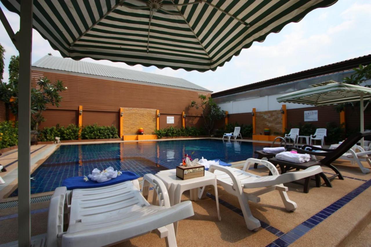 Valhalla Pattaya Hotel Csomtien-part Kültér fotó