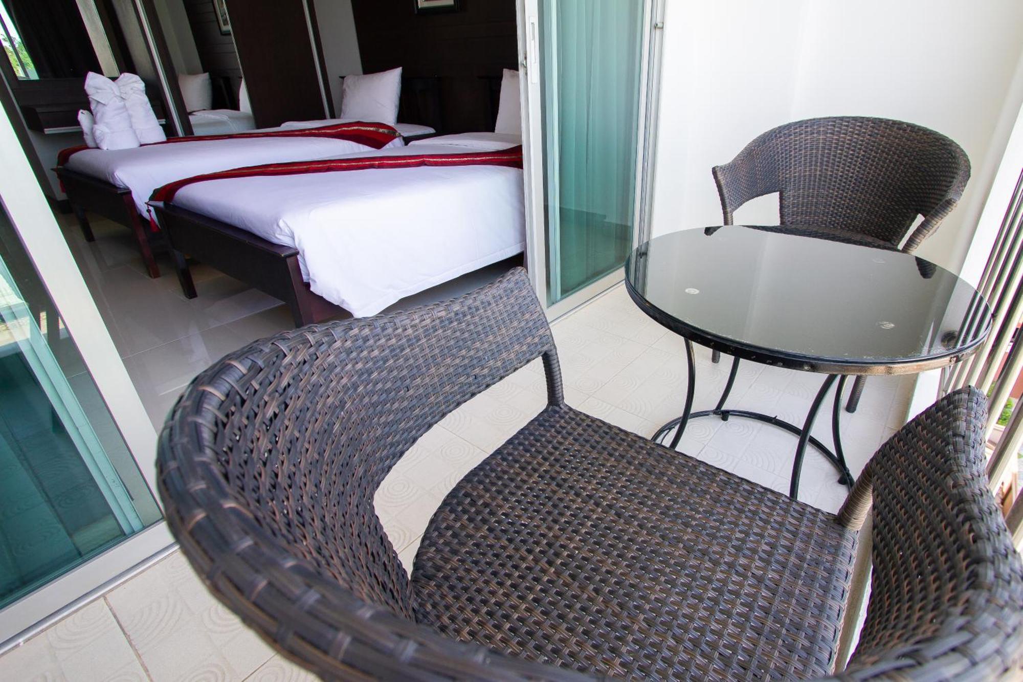 Valhalla Pattaya Hotel Csomtien-part Kültér fotó