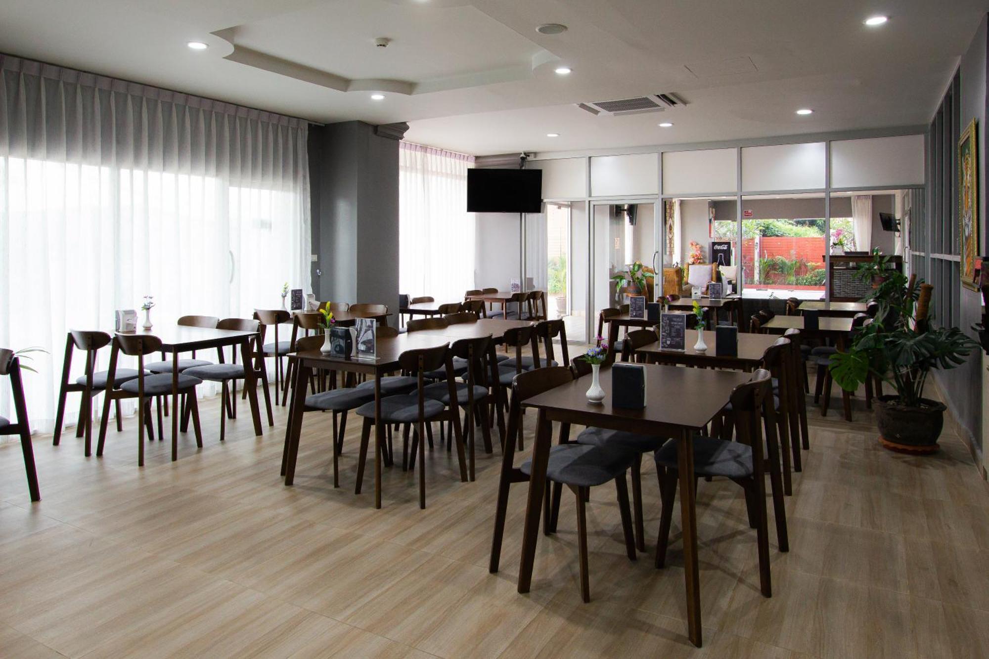 Valhalla Pattaya Hotel Csomtien-part Kültér fotó