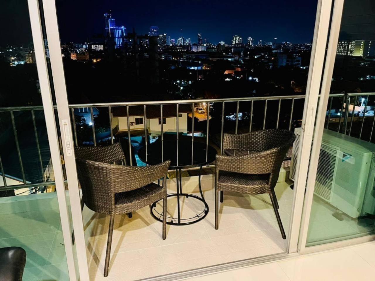 Valhalla Pattaya Hotel Csomtien-part Kültér fotó
