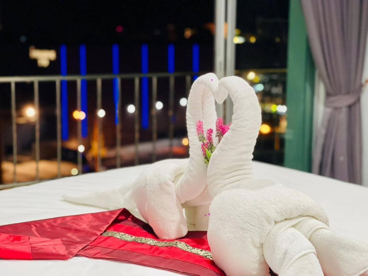 Valhalla Pattaya Hotel Csomtien-part Kültér fotó
